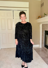 Kayla Velvet Burnout Dress- Black