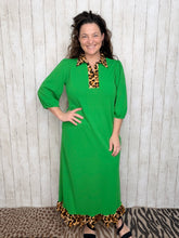 Everyday Class Leopard Detail Dress-Green