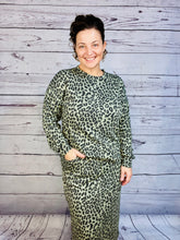 Candice Ribbed Top- Olive Animal Print