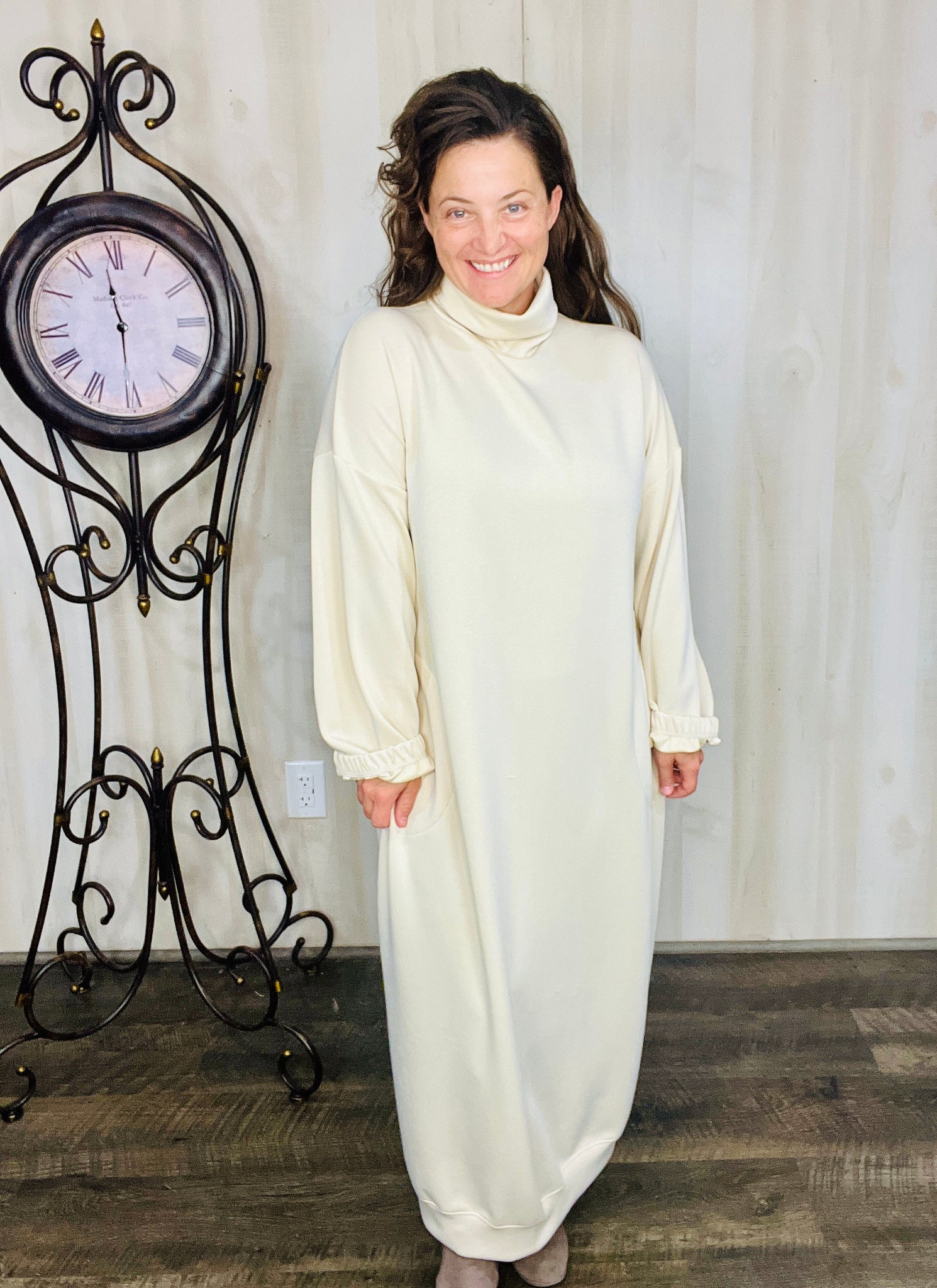 Fabulous Sweatshirt Dress-Cream 3XL Fabulous Sweatshirt Dress-Cream 3XL