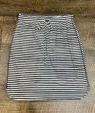 Missy Black & White Striped Print Swim/Active Skirt (Hidden Shorts) 22”