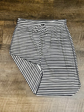 Missy Black & White Striped Print Swim/Active Skirt (Hidden Shorts) 22”