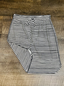 Missy Black & White Striped Print Swim/Active Skirt (Hidden Shorts) 22”