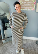 Candice Ribbed Skirt- Gray Striped