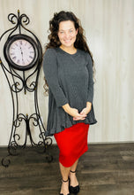 Samantha Ruffle High Low Tunic-Ribbed Black/Charcoal