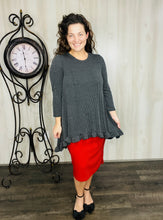 Samantha Ruffle High Low Tunic-Ribbed Black/Charcoal