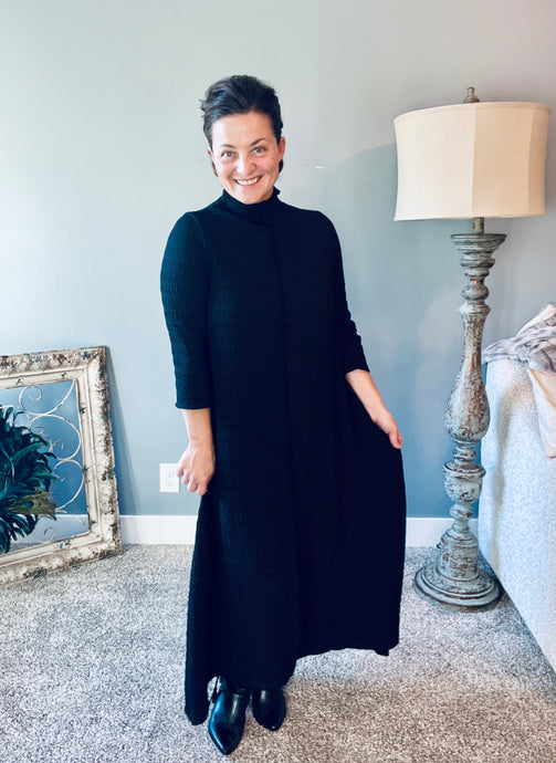 Jaqueline Vintage & Textured Dress- Black