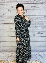 Kaylee Collared Black & Off White Floral Dress