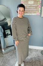 Candice Ribbed Skirt- Gray Striped