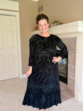 Kayla Velvet Burnout Dress- Black