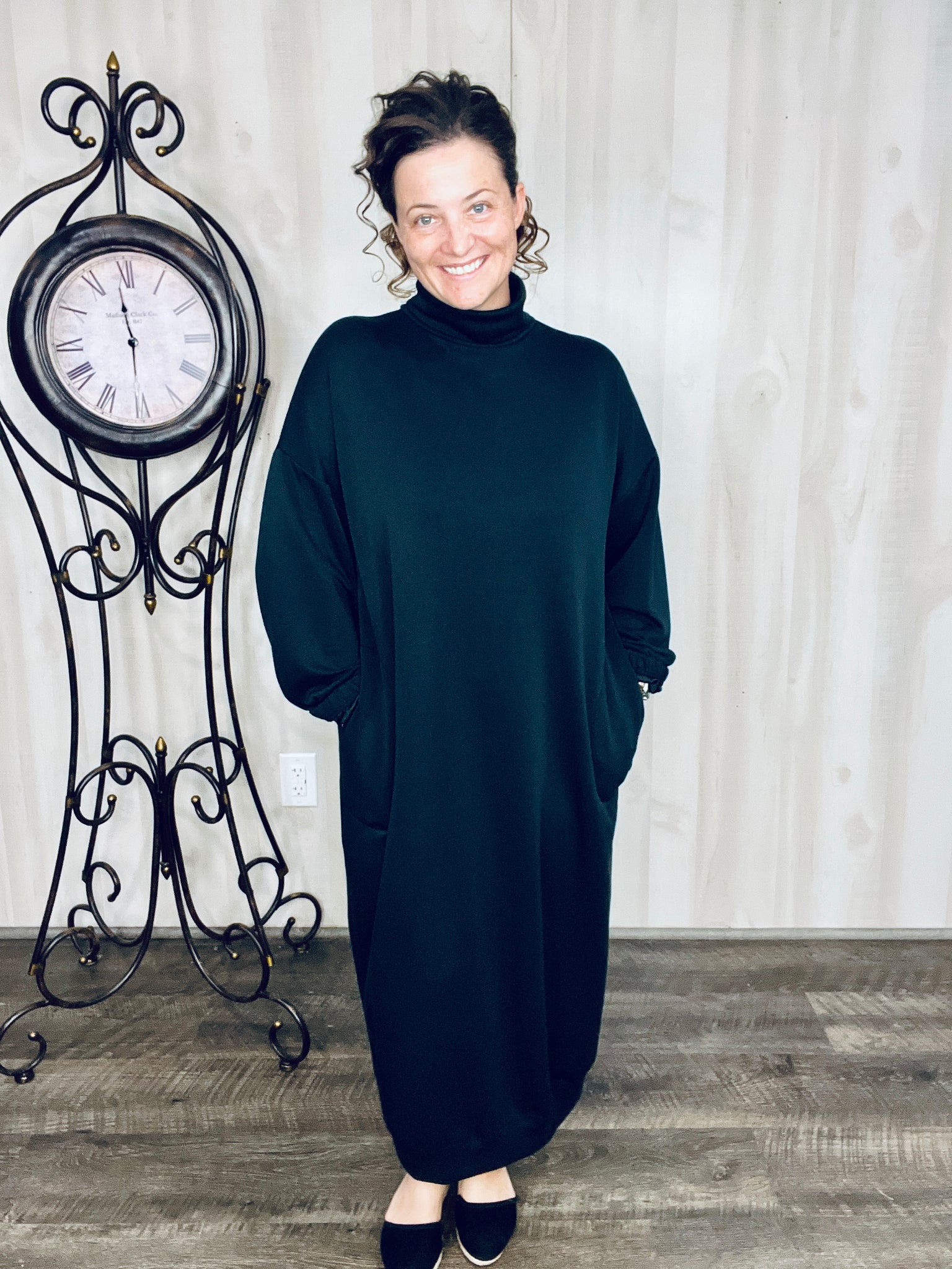 Fabulous Sweatshirt Dress-Black 2XL Fabulous Sweatshirt Dress-Black 2XL
