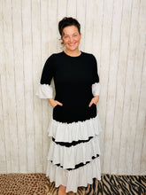 Colors of Spring- Black & Ivory