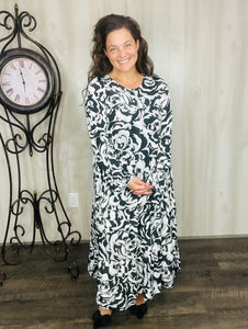 Larissa Black & White Floral Dress