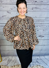 Lillian Classic Leopard Bow Top