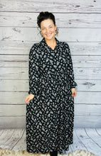 Kaylee Collared Black & Off White Floral Dress