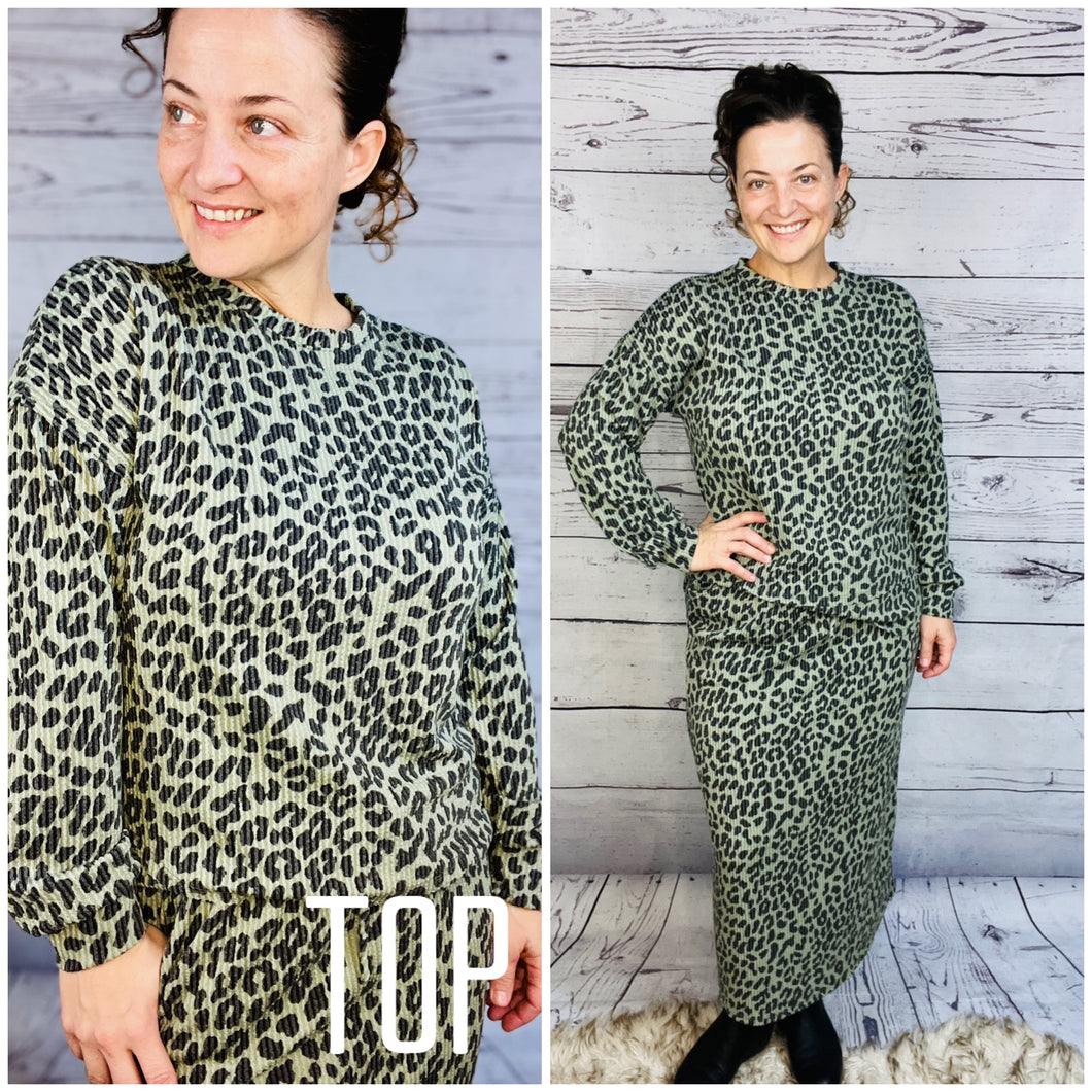 Candice Ribbed Top- Olive Animal Print