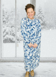 Winter Vibes Sweatshirt Hoodie Dress- Blue Camo 3XL Winter Vibes Sweatshirt Hoodie Dress- Blue Camo 3XL