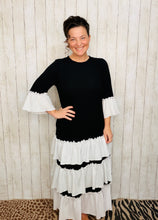 Colors of Spring- Black & Ivory