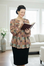 Dani Puff Sleeve Geometric Knit Top