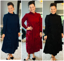 Jada One Size Textured & Petal Dress