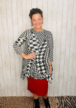 Cynthia Ruffle High Low Tunic-Houndstooth