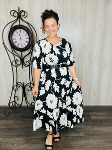 Larissa Summer Vibes Dress- Black & White Floral