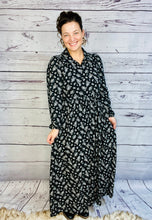 Kaylee Collared Black & Off White Floral Dress