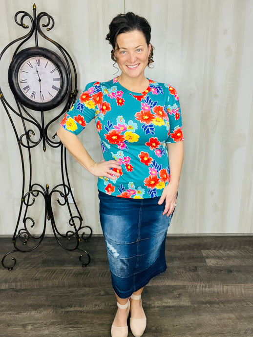 Janet Teal & Floral Top