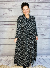 Kaylee Collared Black & Off White Floral Dress