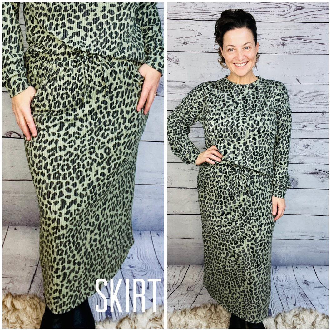 Candice Ribbed Skirt- Olive Animal Print