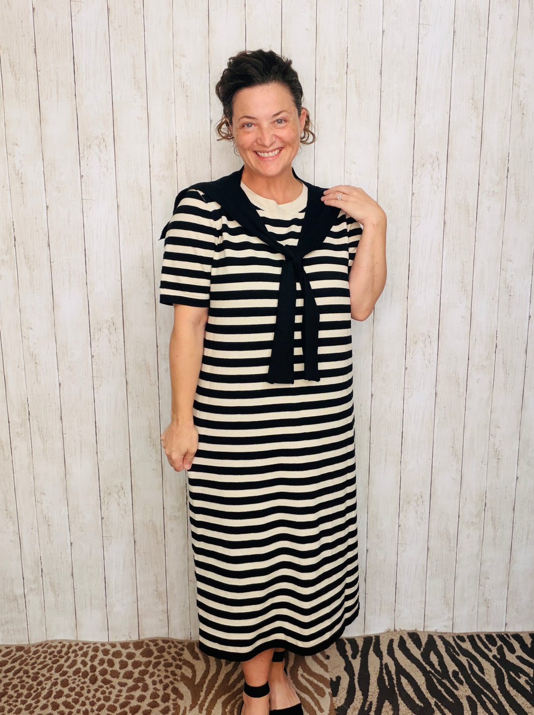 heather midi dress Black & Tan – The King's Daughter Boutique Color_Tile Geo Silk Size:Size 2T Madeleine | Princess catherine With its flowing design