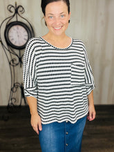 Linda Black & White Knit Top