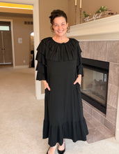 Kayla Ruffle Sleeves Dress-Black