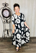 Larissa Summer Vibes Dress- Black & White Floral