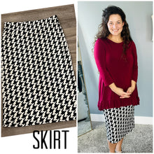 Miss Amy Thicker Fabric Pencil Skirt- (Regular & Plus) Houndstooth