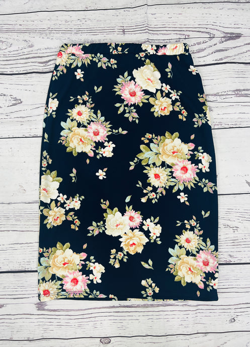 Laura Navy Floral Pencil Skirt-(Regular & Plus)