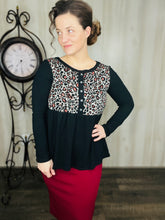Juliet Leopard Print Sweater Top-Black