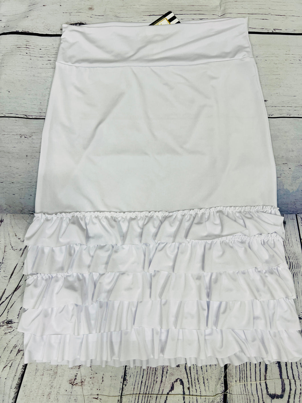 Darla Ruffle Skirt Extender-White
